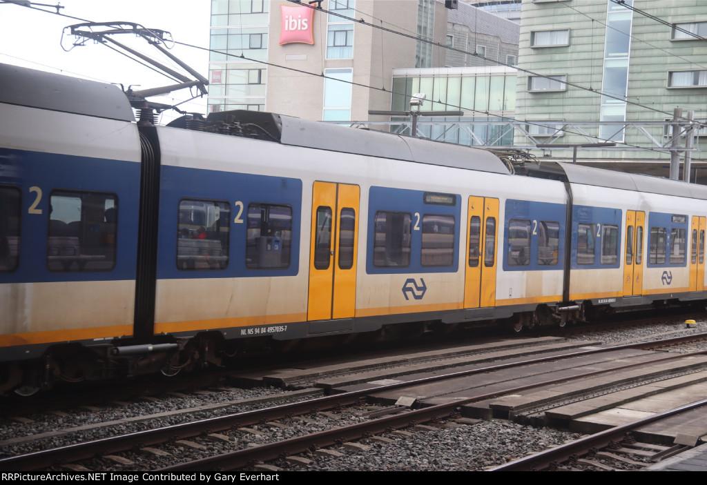 NS Sprinter #2635 - Nederlandse Spoorwegen 